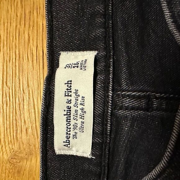 Abercrombie & Fitch 90s slim straight ultra high rise criss cross waist 33/16s - Picture 2 of 9